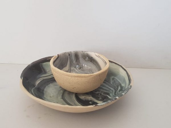 Slip marbled bowl (top)